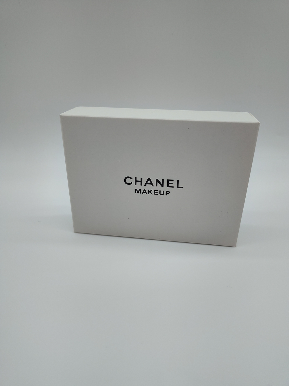 CHANEL Makeup Quilted Card Holder Coin Purse Black CC Beauty Collection NIB GWP - Picture 3 of 11